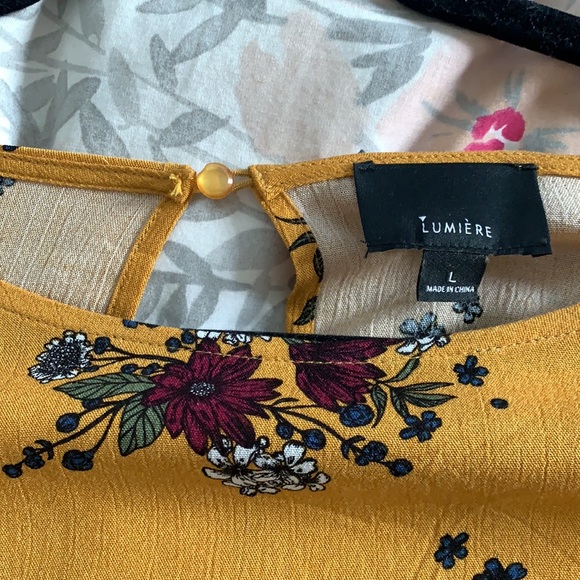 Floral Top from Roolee - Picture 4 of 7